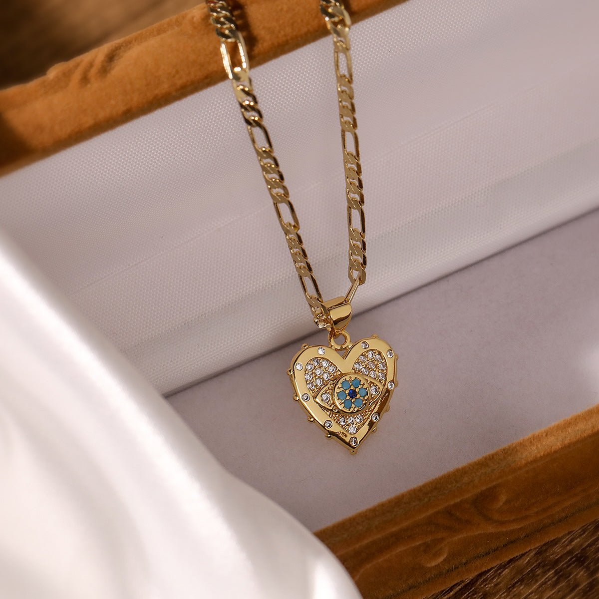 Fashion Jewelry Personality Copper Plated Real Gold Heart - shaped Zircon Pendant Necklace And Earrings Suite - One for All