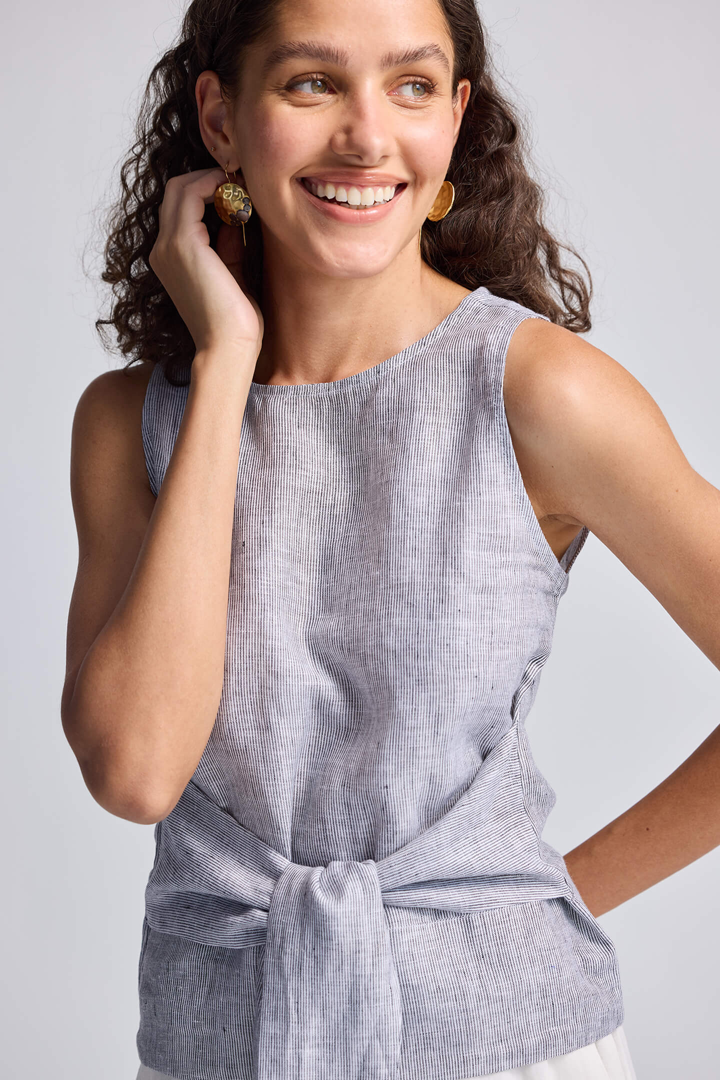 Front - tie Top in Linen Stripes - One for All